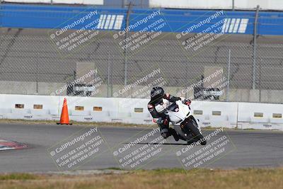 media/Nov-26-2022-Fastrack Riders (Sat) [[b001e85eef]]/Level 3/Session 3 Outside Turn 9/